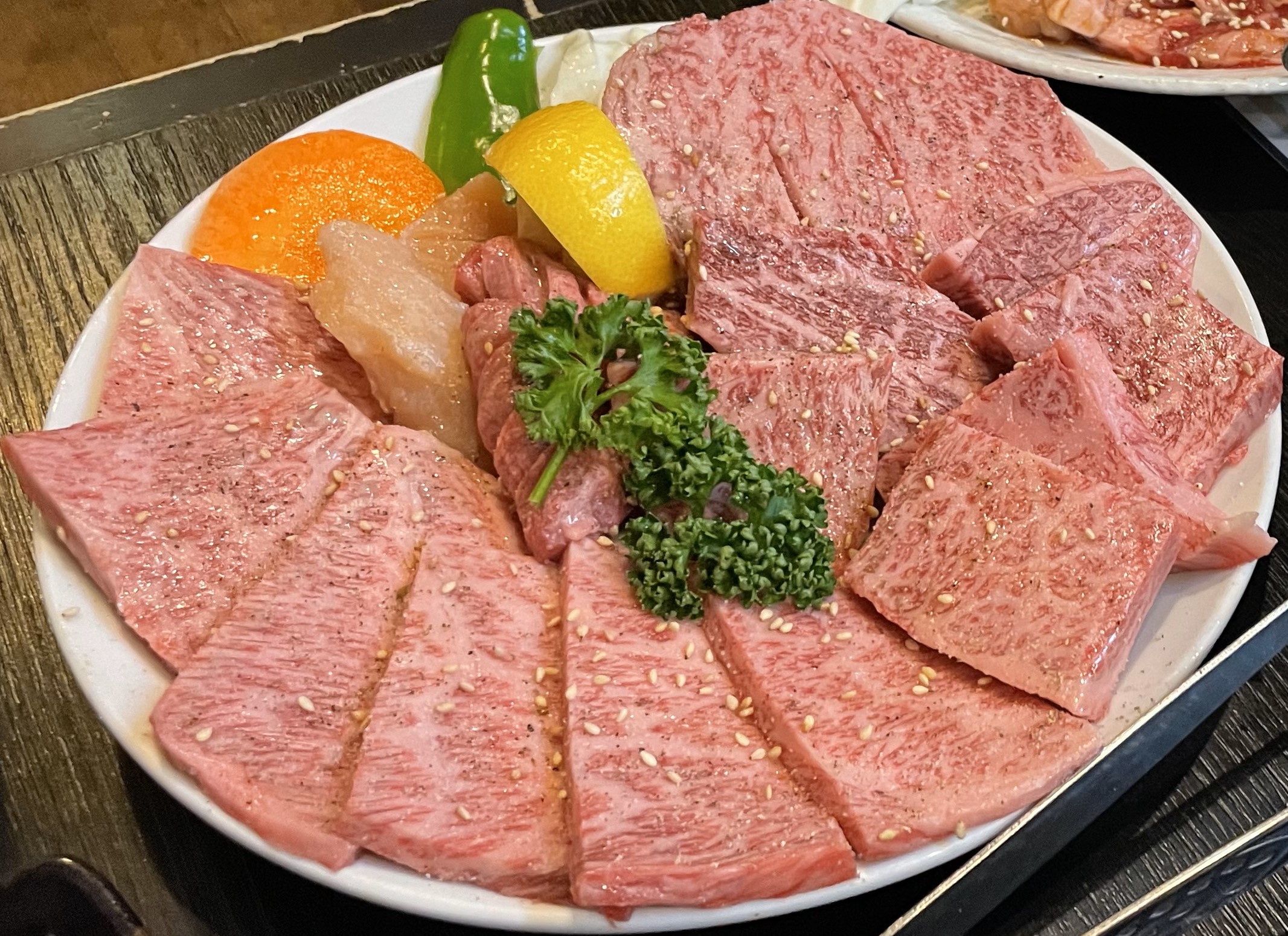 焼肉の世界（大阪京橋　富鶴）